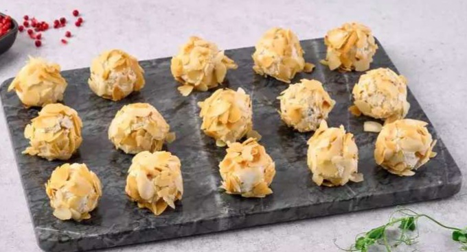 Канапе куриные шарики Жизель